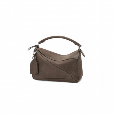 LOEWE SMALL FEATHERLIGHT PUZZLE BAG IN GRAINED NUBUCK A510PLSX03 (24*16.5*10.5cm)